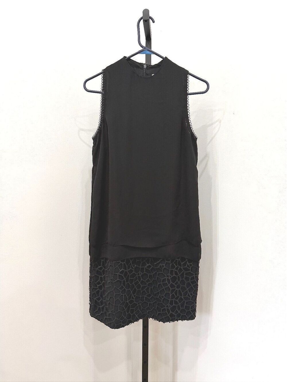 Reiss Black Sleeveless Dress with Textured Skirt Detail UK 8 / US 4 / EU 36